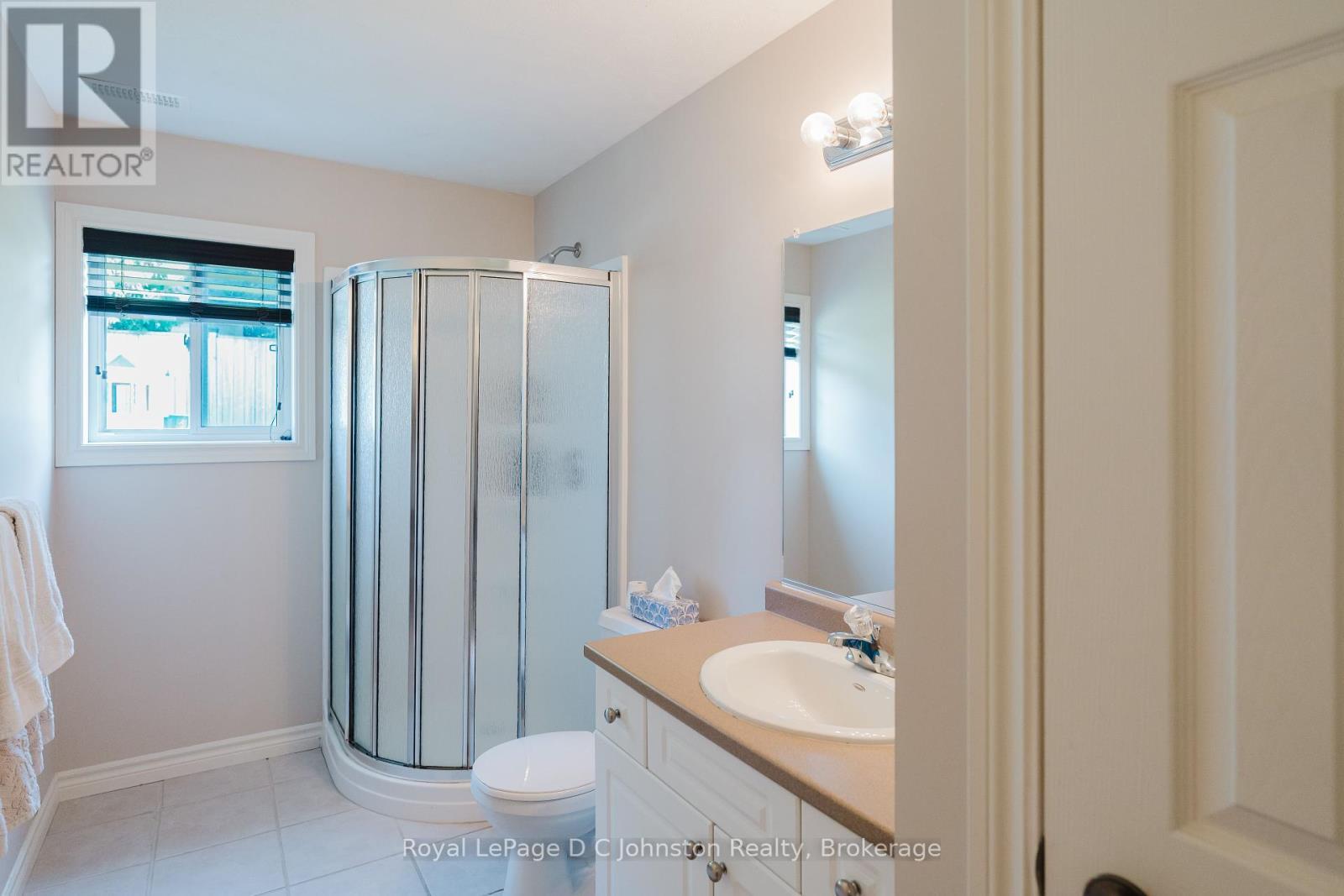 












497 BUCKBY LANE

,
Saugeen Shores,




Ontario
N0H2C1

