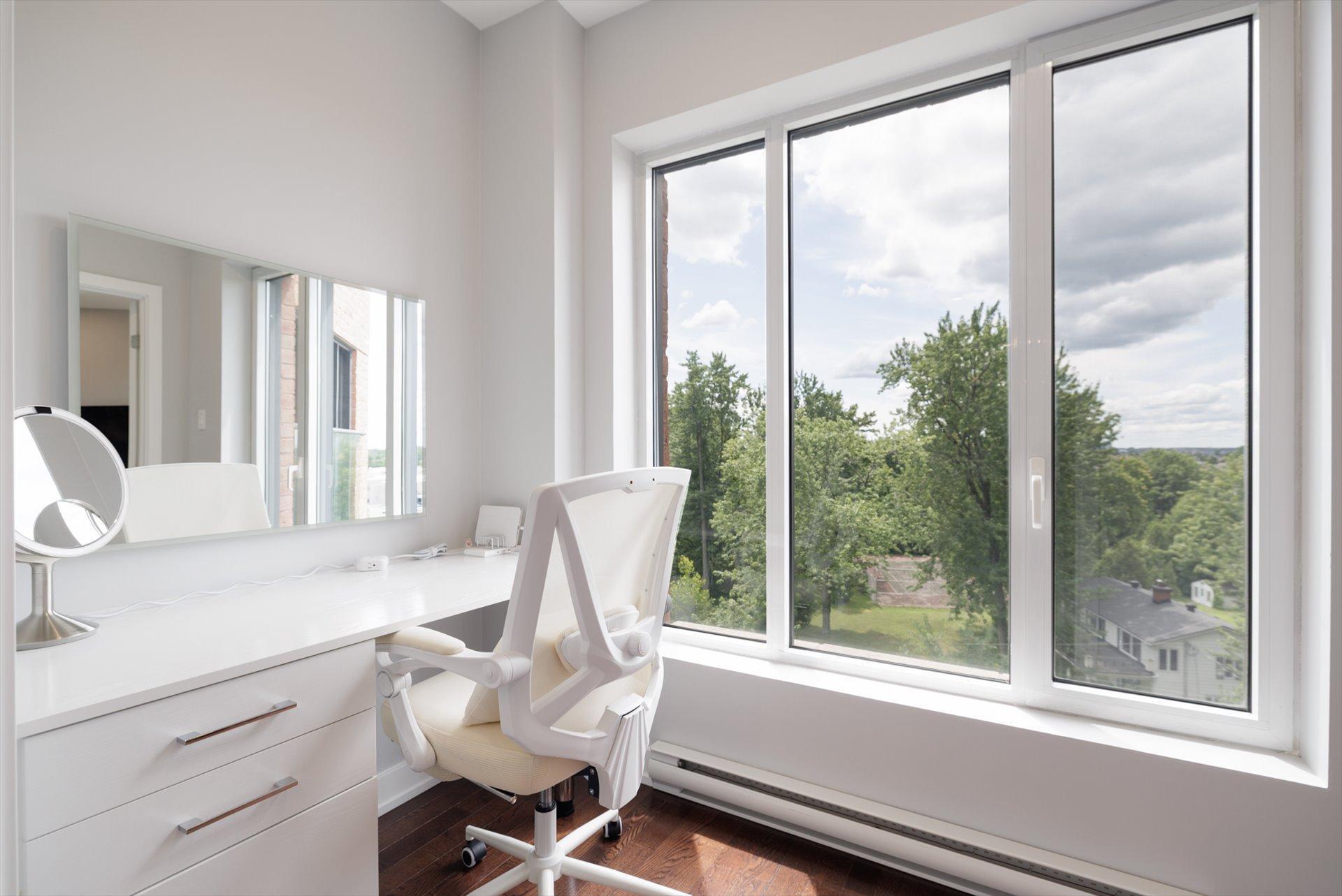 









2050


Rue des Sarcelles

, 612,
Vaudreuil-Dorion,




QC
J7V0J3

