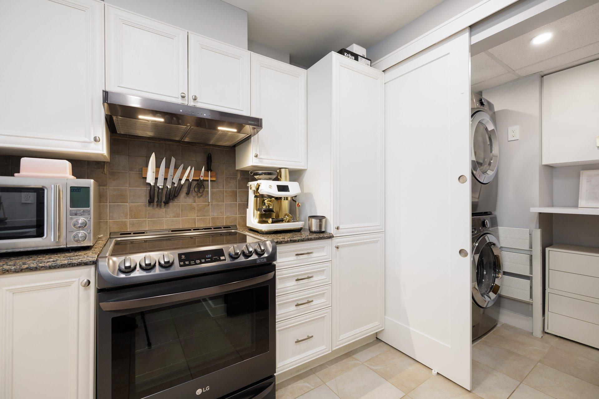 









2050


Rue des Sarcelles

, 612,
Vaudreuil-Dorion,




QC
J7V0J3

