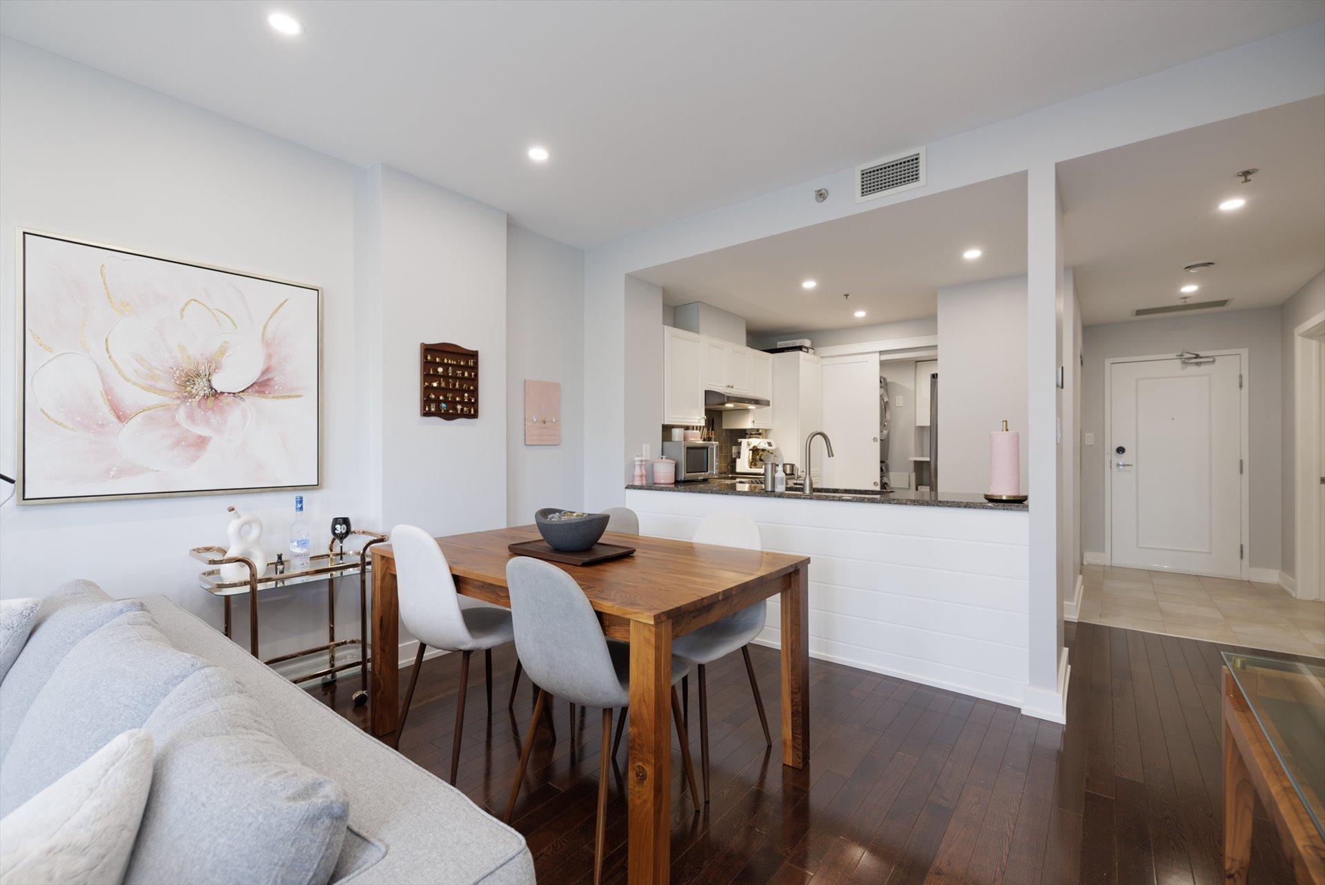 









2050


Rue des Sarcelles

, 612,
Vaudreuil-Dorion,




QC
J7V0J3

