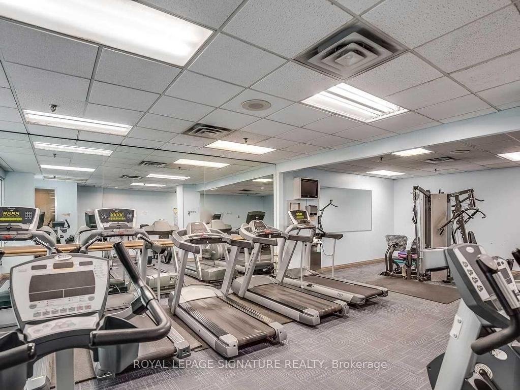 









265


Enfield

Place, 307,
Mississauga,




ON
L5B 3Y7

