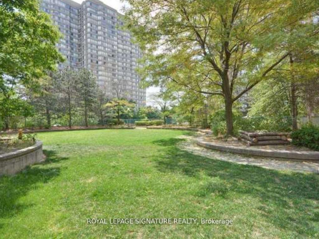 









265


Enfield

Place, 307,
Mississauga,




ON
L5B 3Y7

