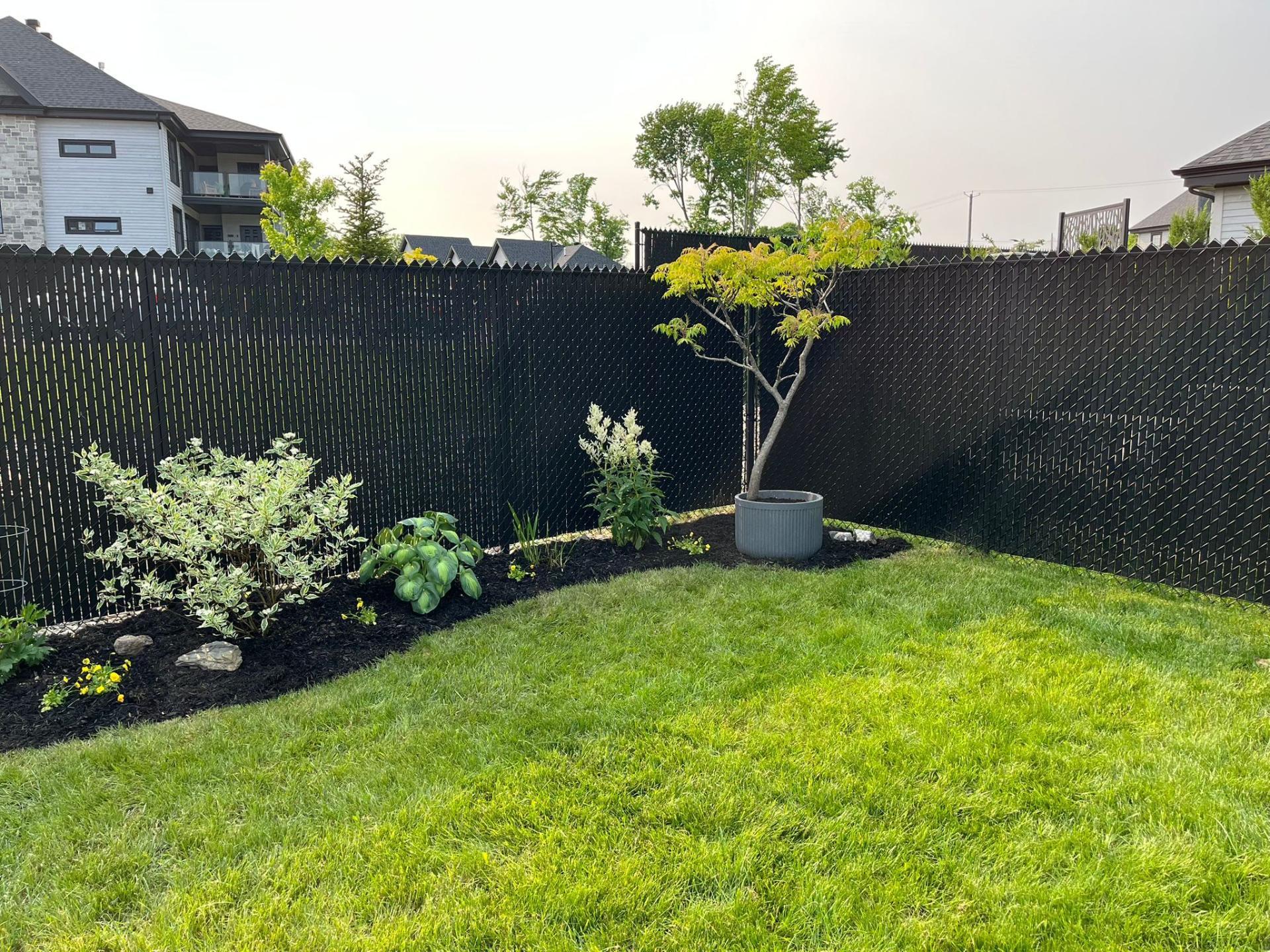 









243


Rue de l'Aigle

,
Bromont,




QC
J2L0S8

