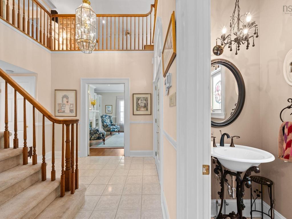 












940 Young Avenue

,
Halifax,




NS
B3H 2W1

