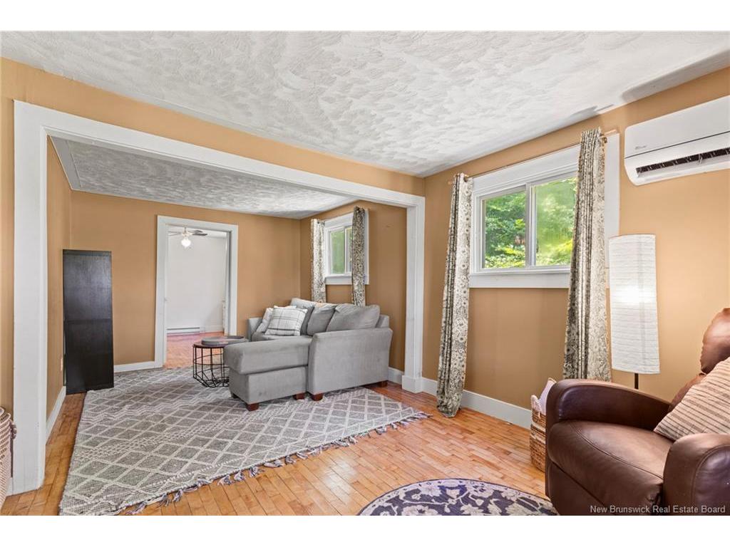 









3212


Woodstock

RD,
Fredericton,




NB
E3E 1A4

