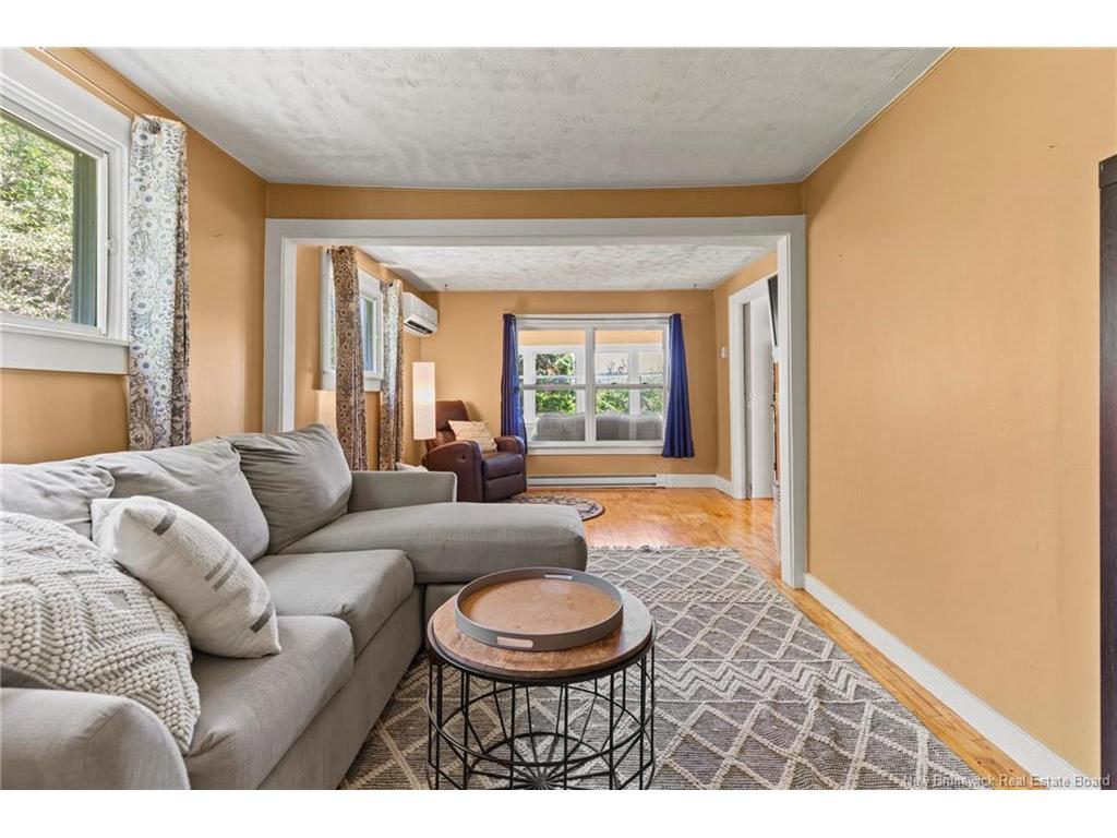 









3212


Woodstock

RD,
Fredericton,




NB
E3E 1A4

