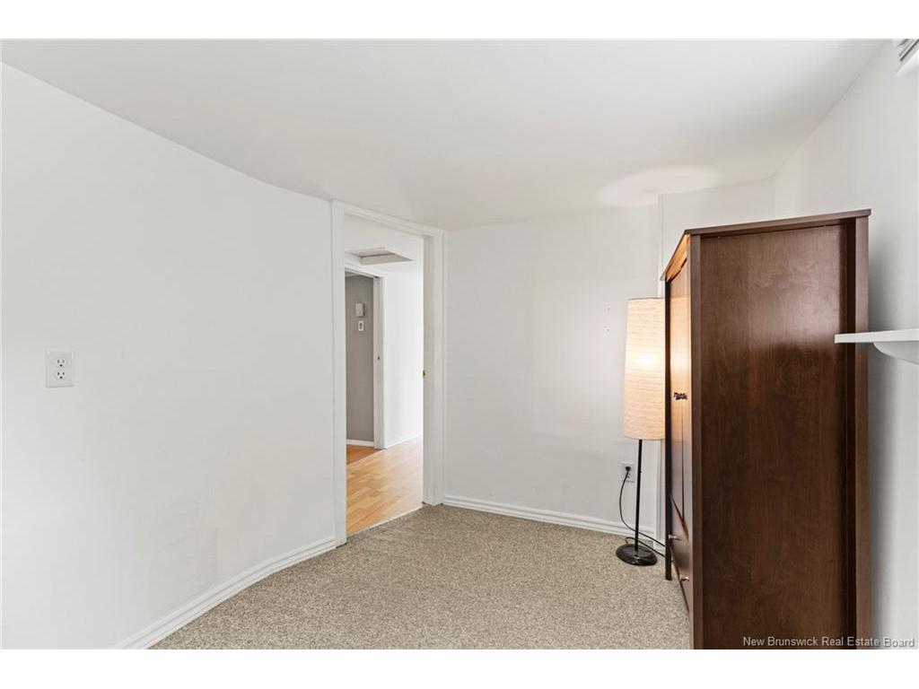 









3212


Woodstock

RD,
Fredericton,




NB
E3E 1A4

