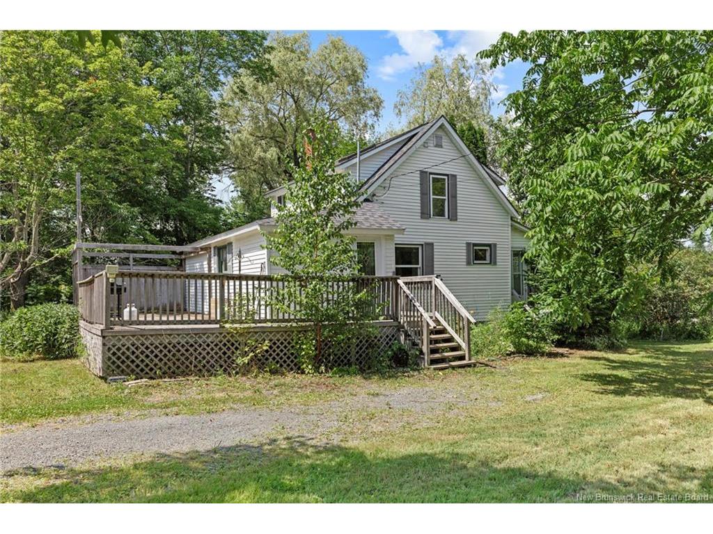 









3212


Woodstock

RD,
Fredericton,




NB
E3E 1A4

