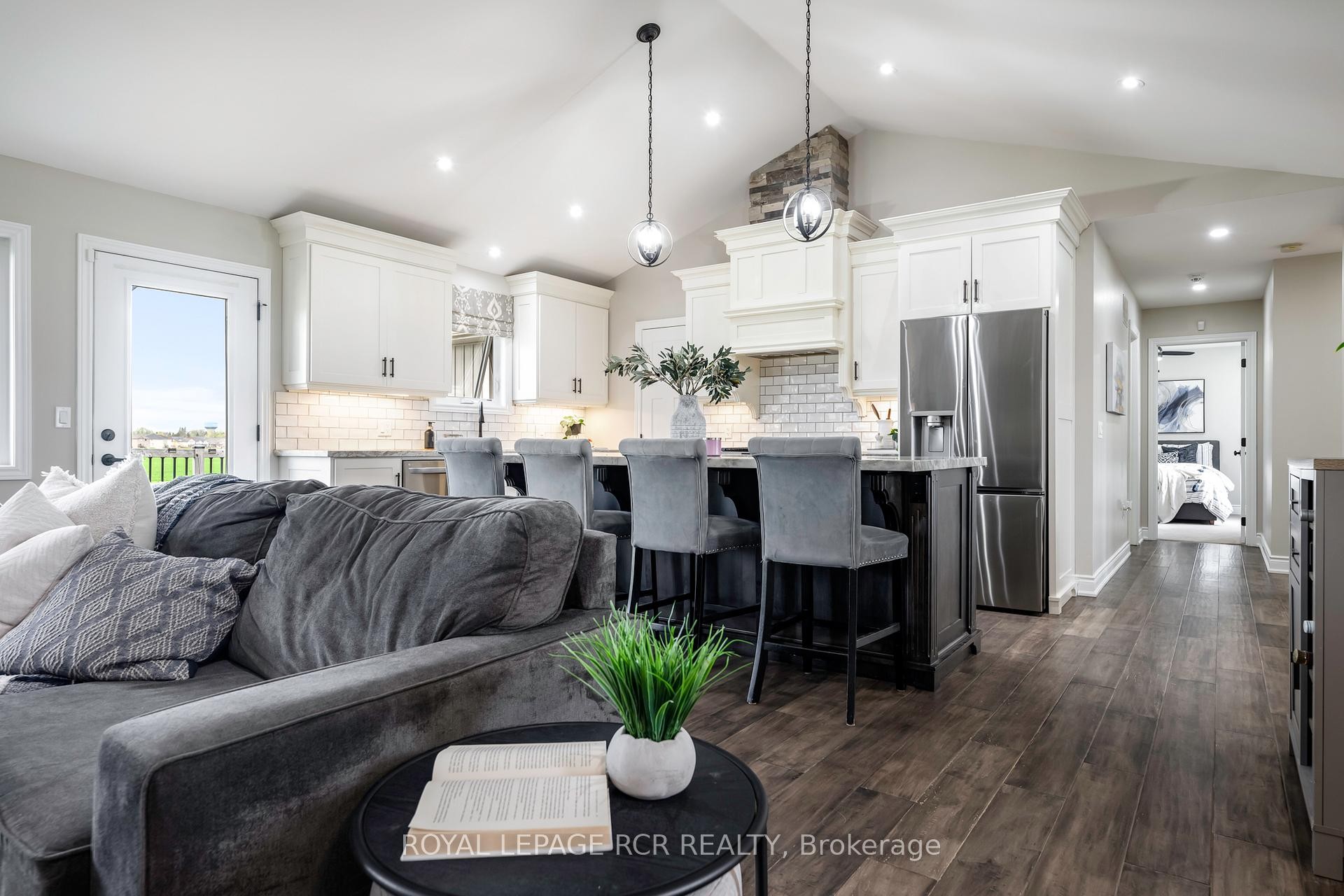 









485201


30th

Side Road,
Amaranth,




ON
L9V 1N7

