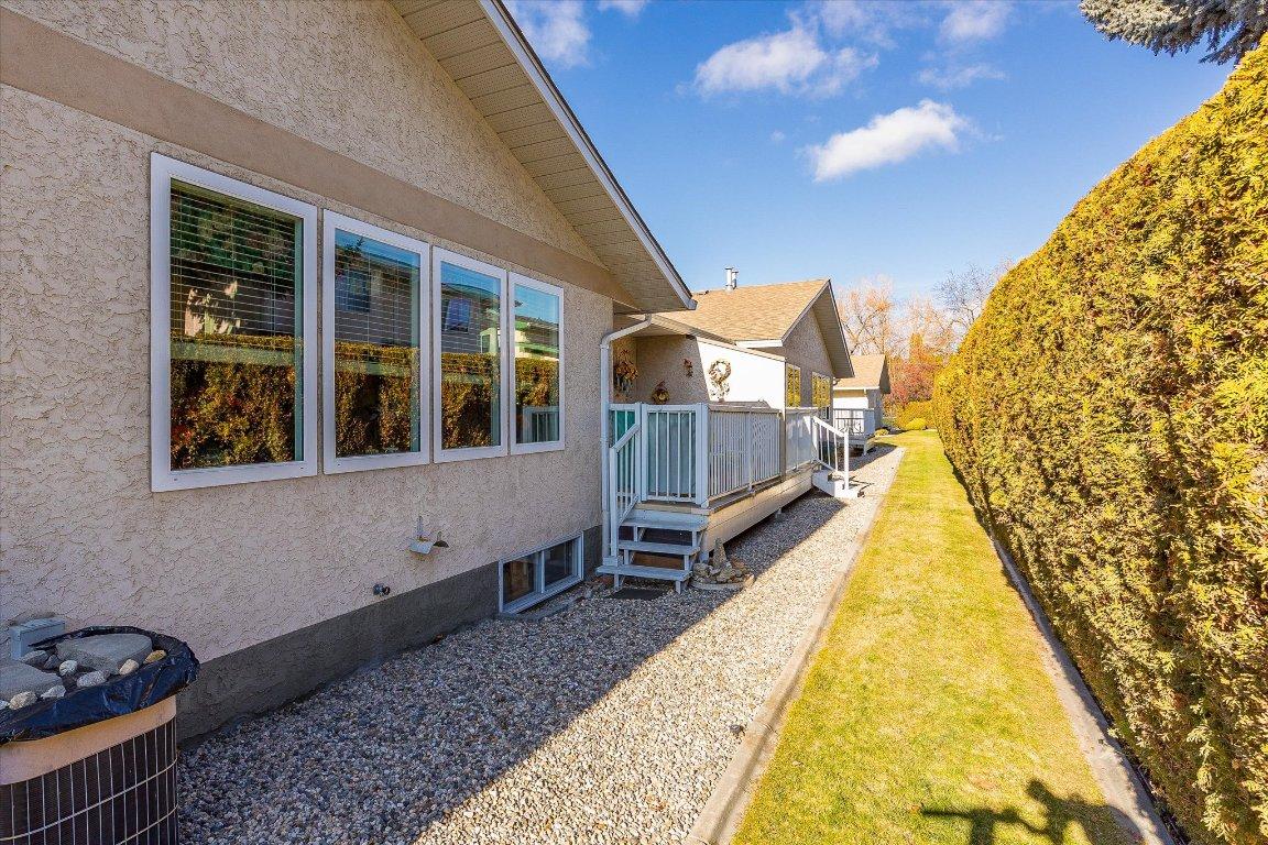 









1209


Brookside

Avenue, 5,
Kelowna,




BC
V1Y 5T5

