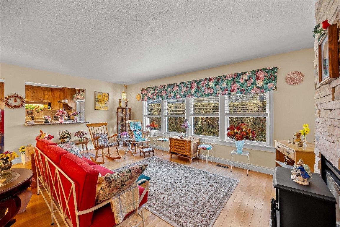 









1209


Brookside

Avenue, 5,
Kelowna,




BC
V1Y 5T5

