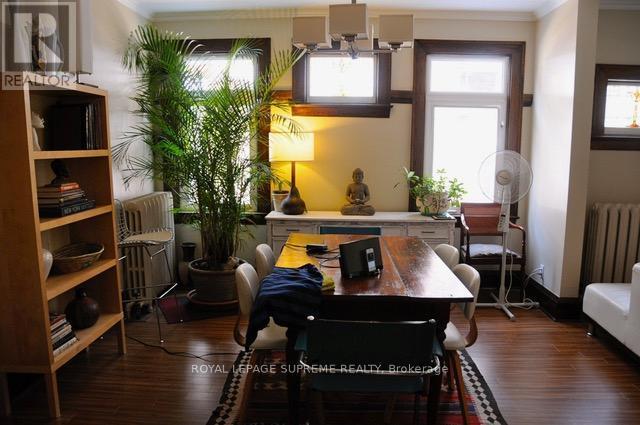 












2ND FLOOR - 30 GLENHOLME AVENUE

,
Toronto,




Ontario
M6H3A9

