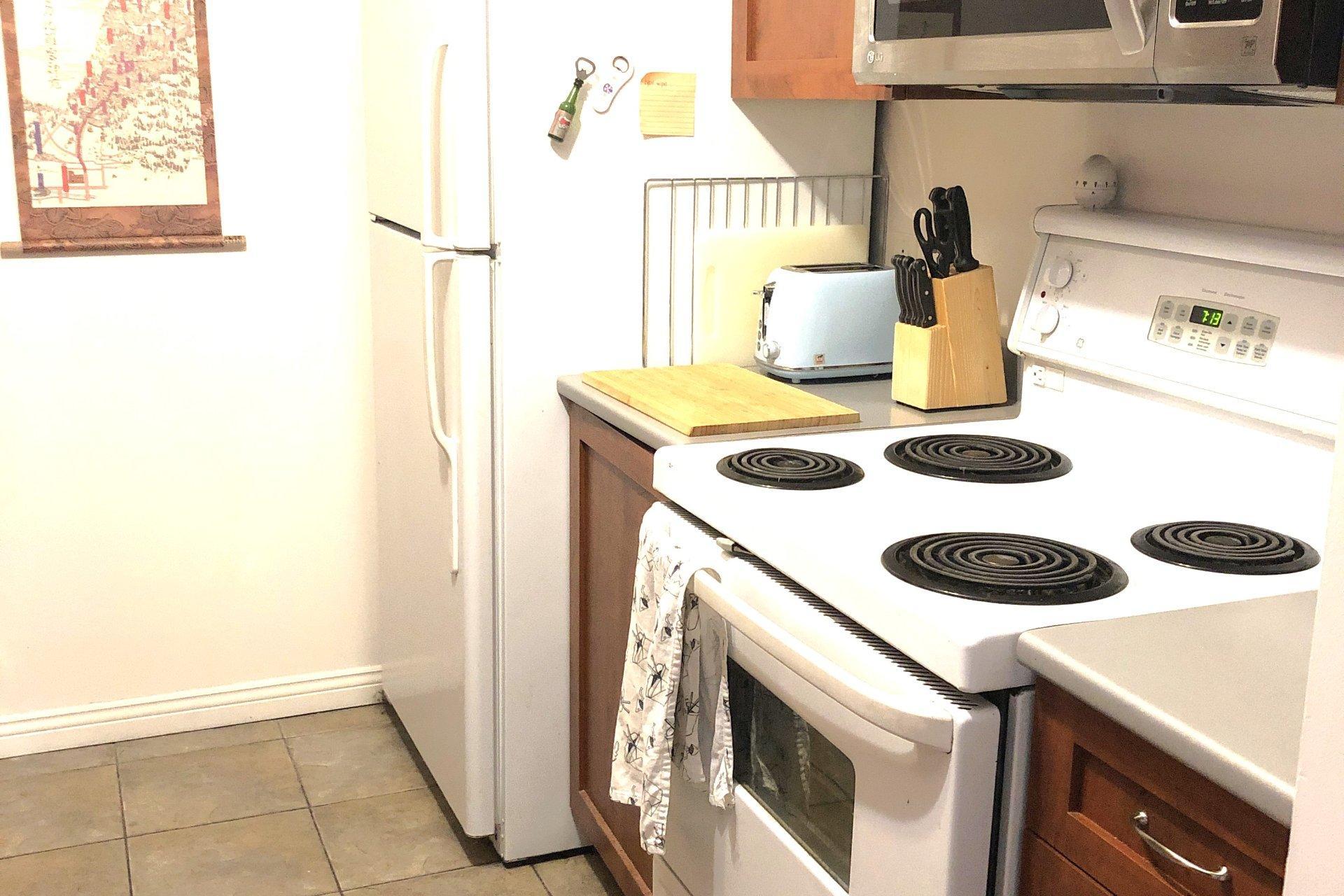 









1225


Rue Notre-Dame O.

, 523,
Montréal (Ville-Marie),




QC
H3C6S3


