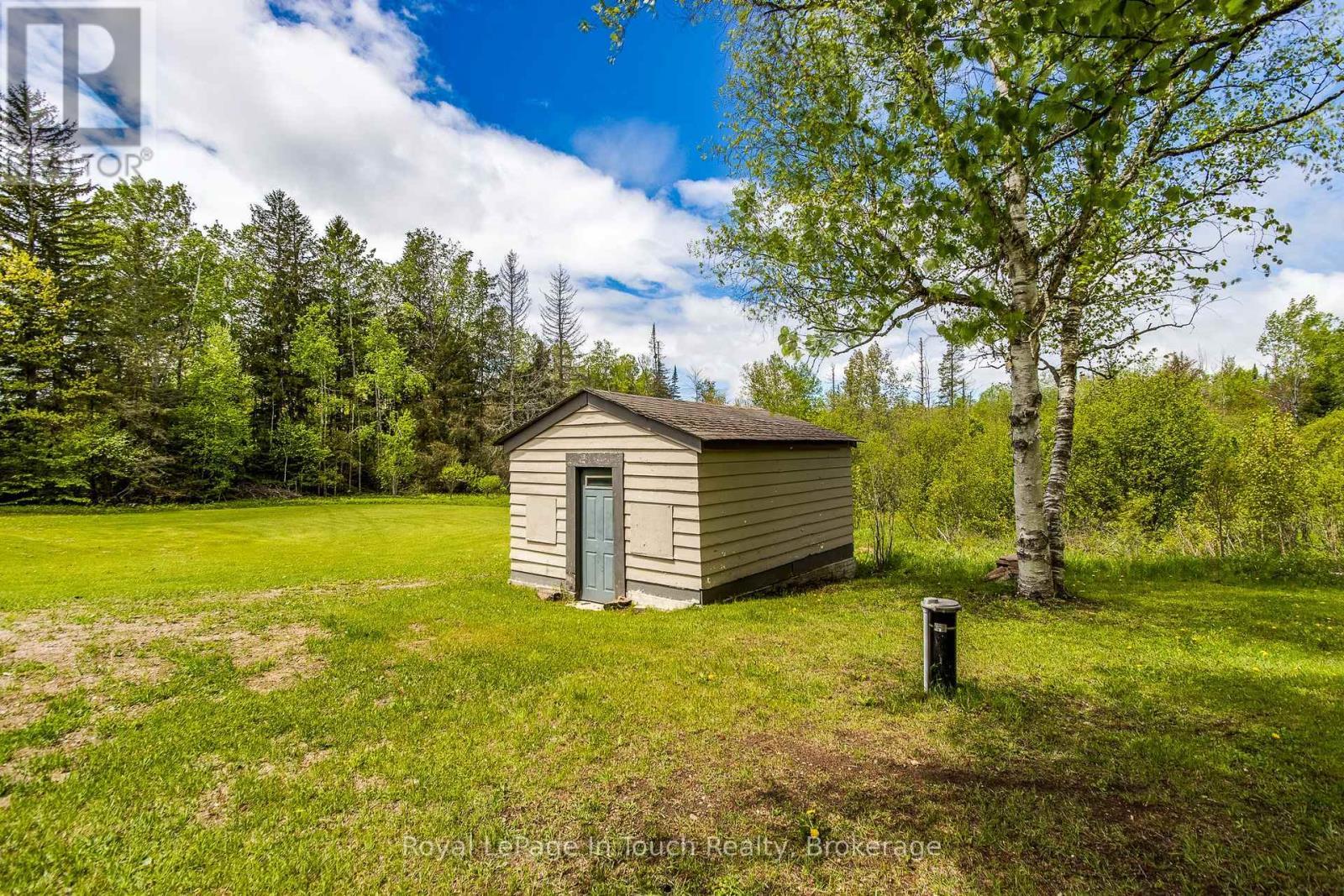 












284 CONCESSION 12 ROAD E

,
Tiny,




Ontario
L0L2J0

