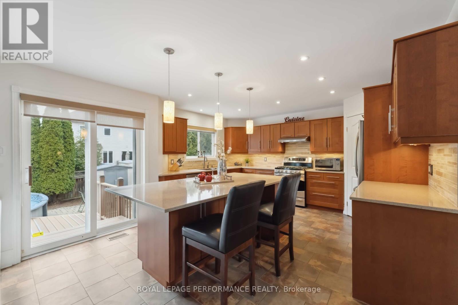 












1060 CHAREST WAY

,
Ottawa,




Ontario
K4A4B1

