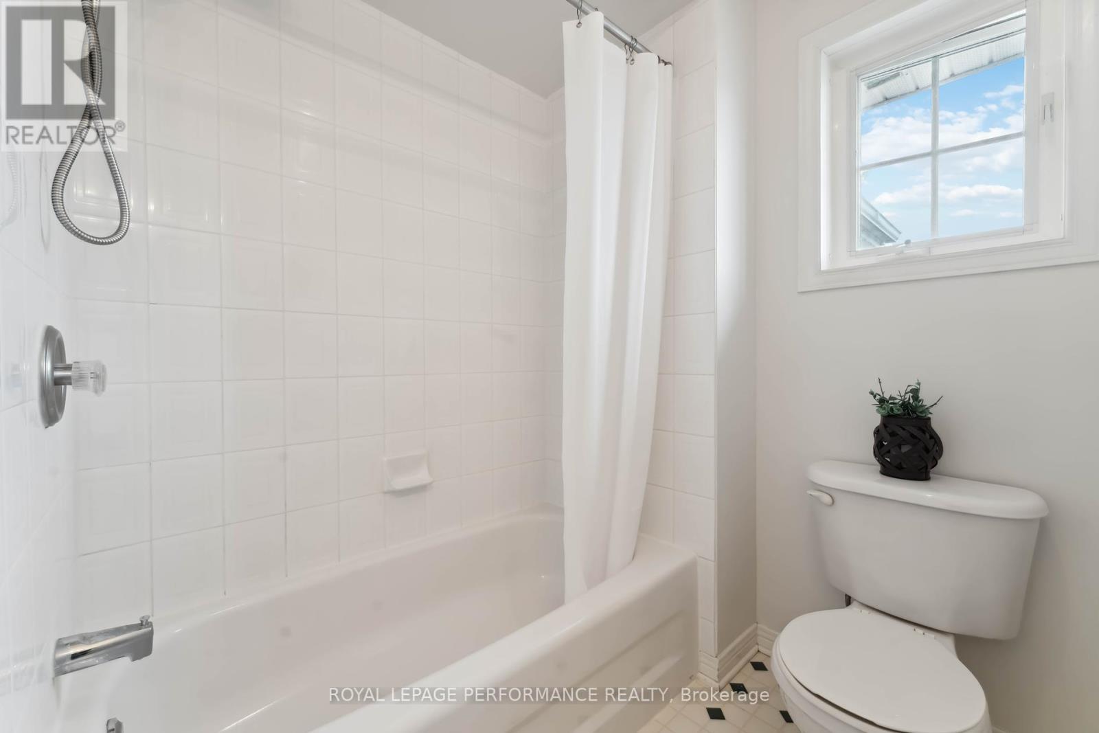 












1060 CHAREST WAY

,
Ottawa,




Ontario
K4A4B1

