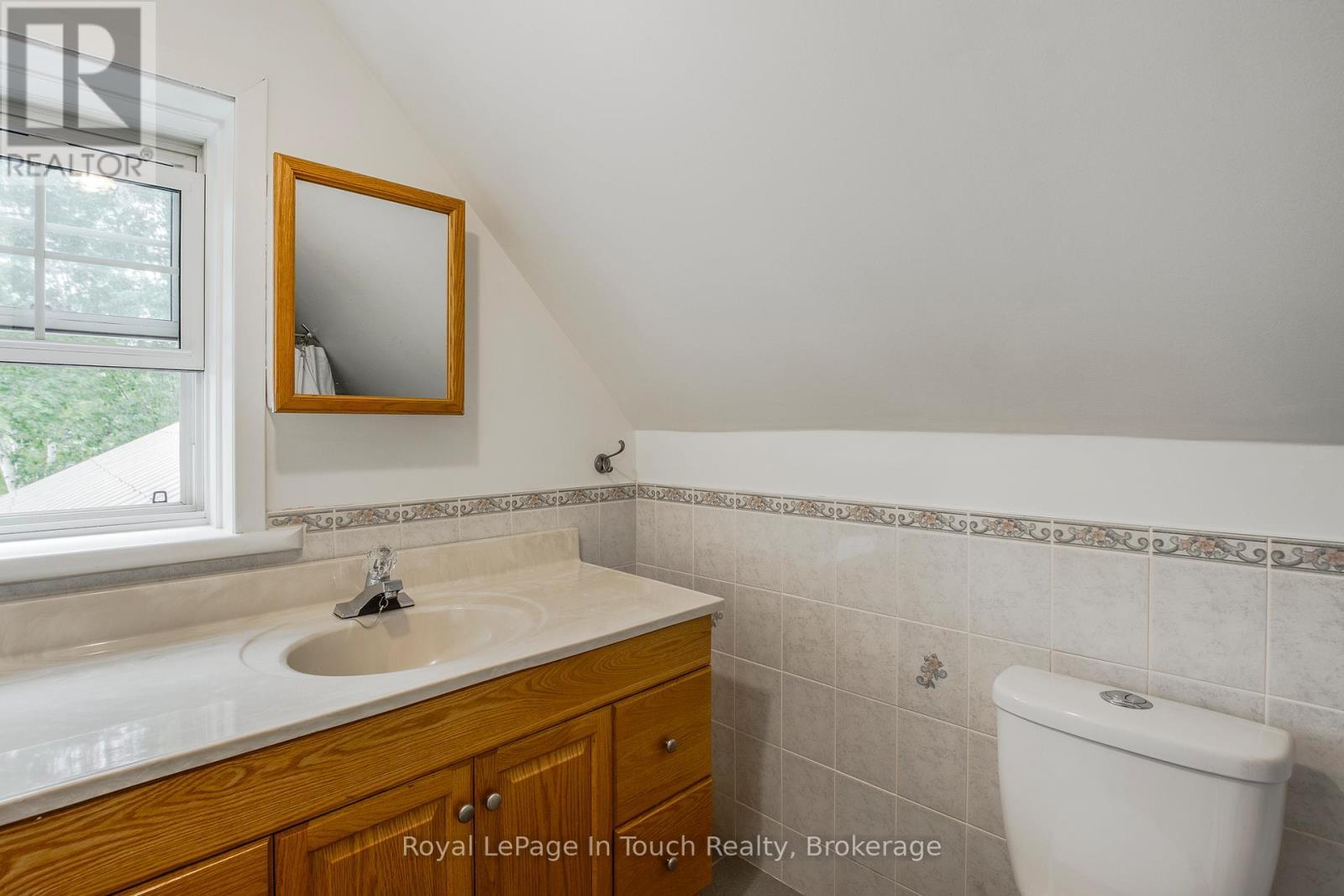 












113 CONCESSION 17 ROAD W

,
Tiny,




Ontario
L9M0P4

