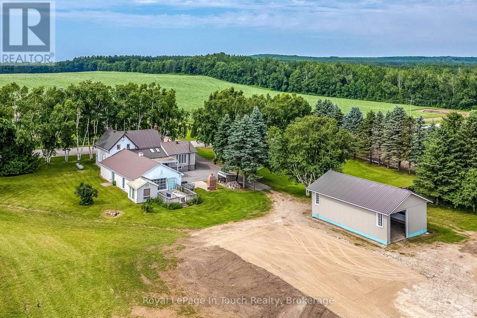 












113 CONCESSION 17 ROAD W

,
Tiny,




Ontario
L9M0P4

