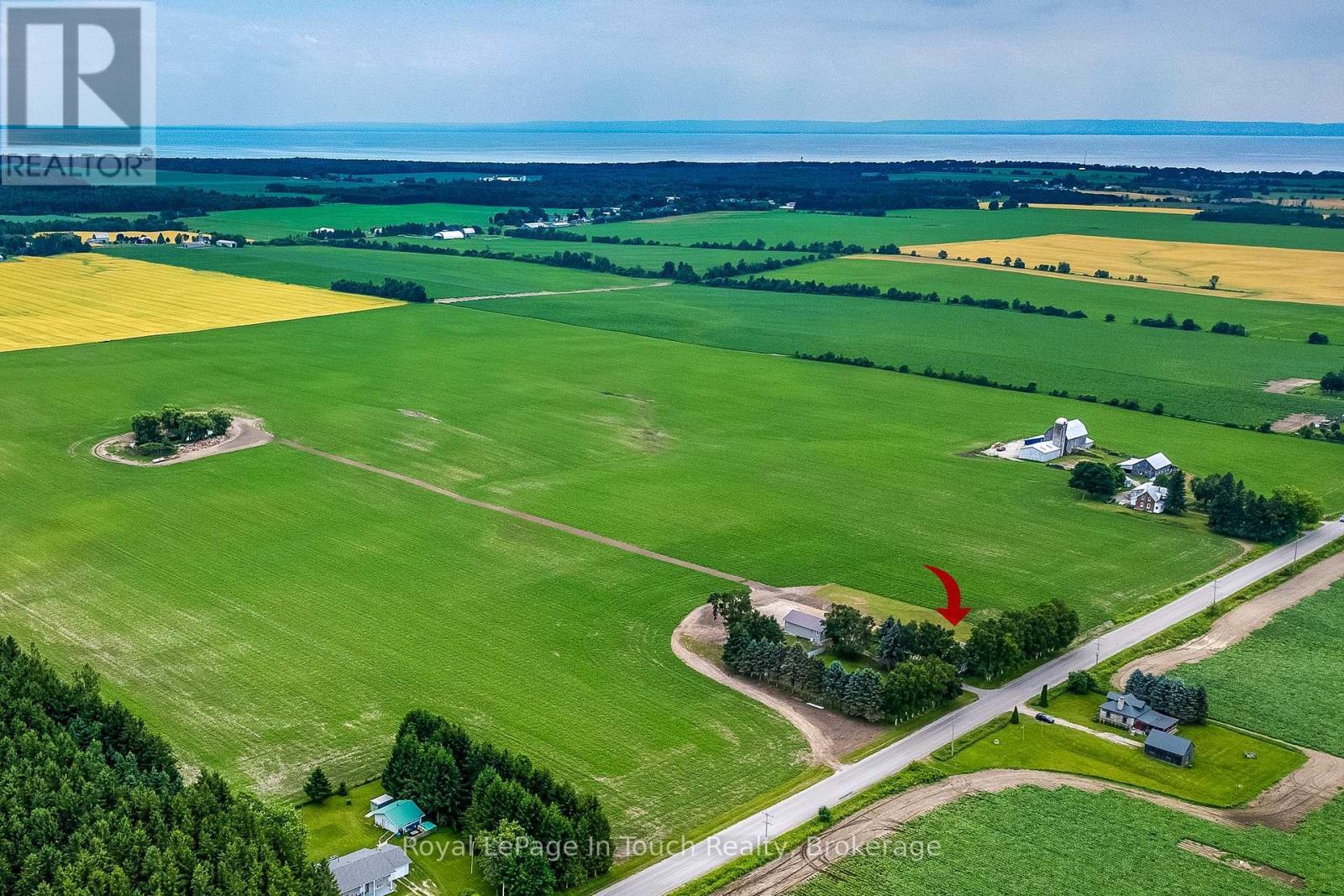 












113 CONCESSION 17 ROAD W

,
Tiny,




Ontario
L9M0P4


