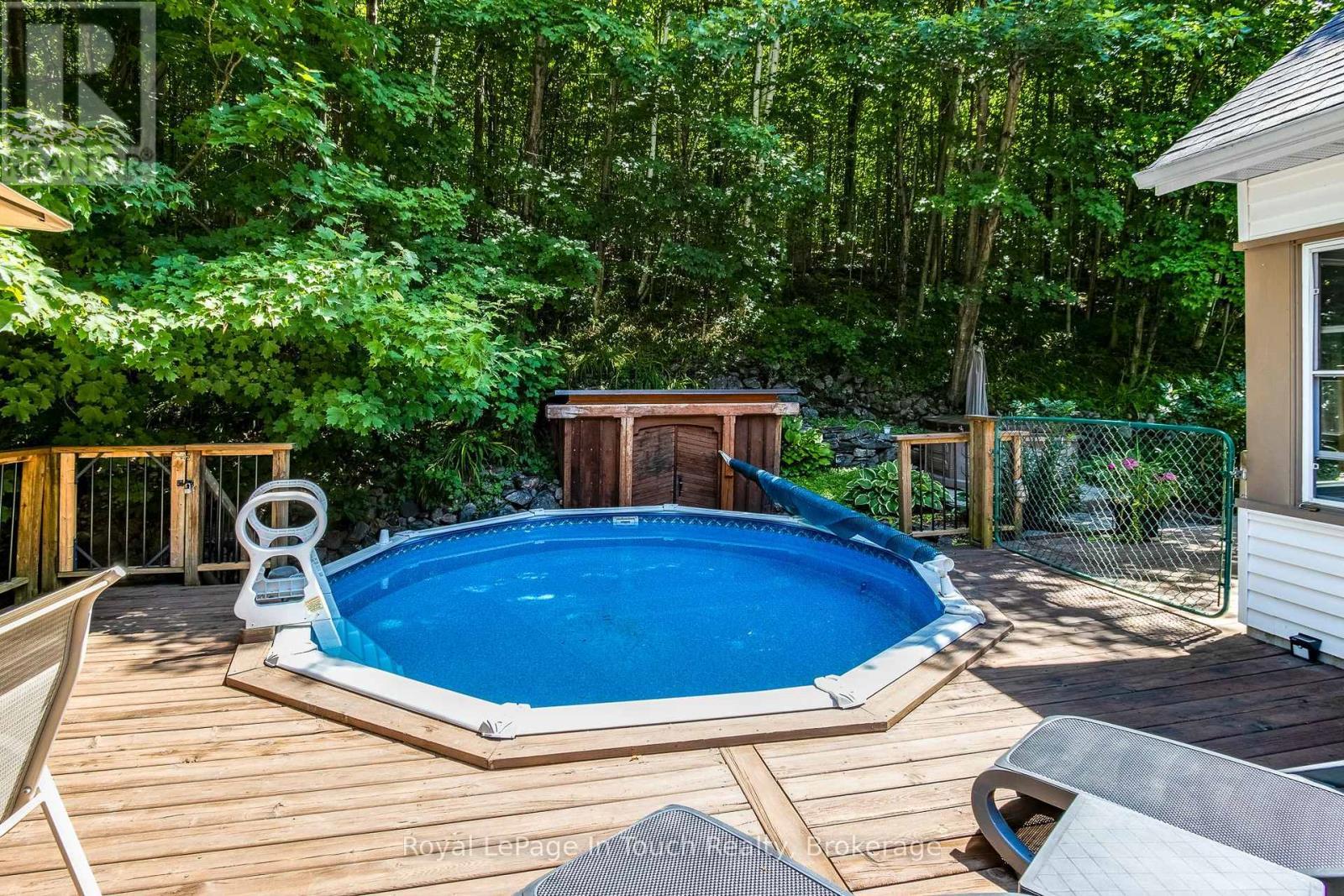 












119 SILVER BIRCH DRIVE

,
Tiny,




Ontario
L9M0M6

