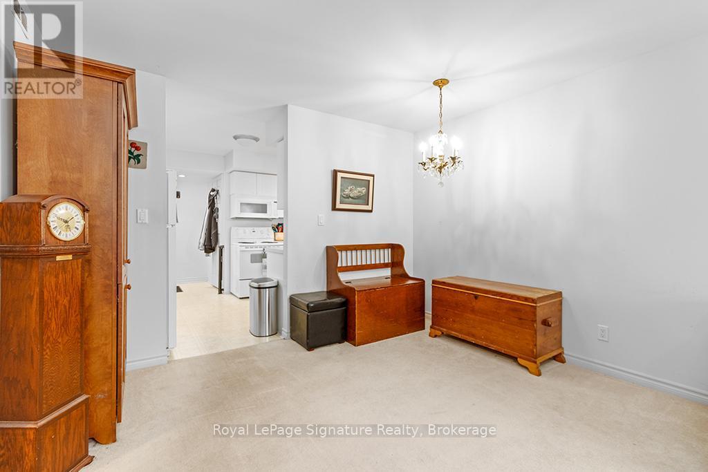 












106 - 1550 12TH AVENUE E

,
Owen Sound,




Ontario
N4K6Z3

