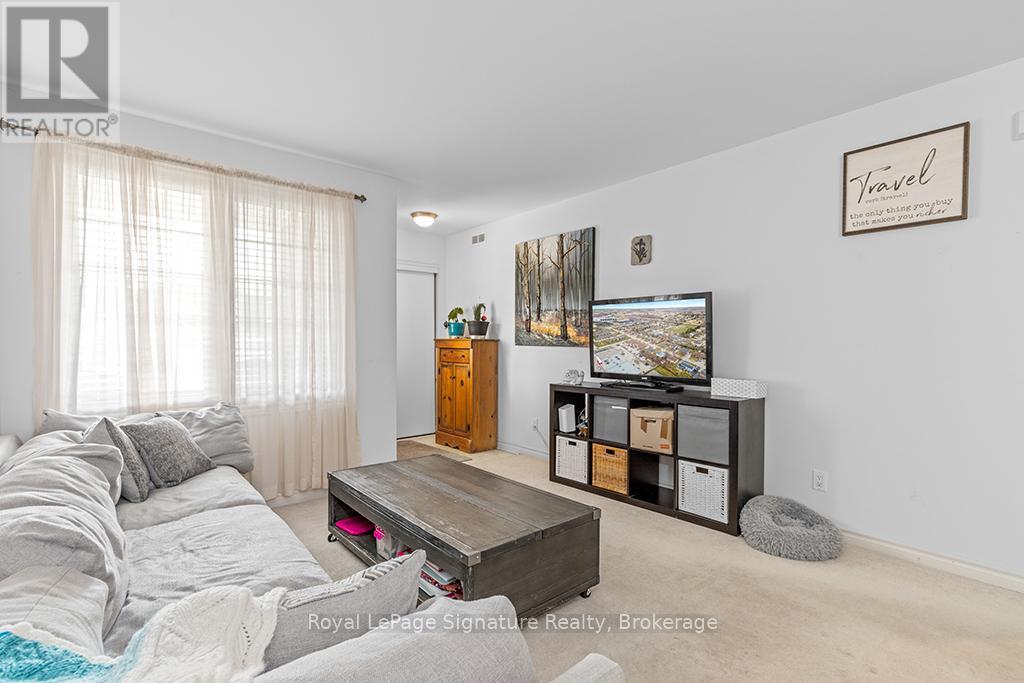 












106 - 1550 12TH AVENUE E

,
Owen Sound,




Ontario
N4K6Z3

