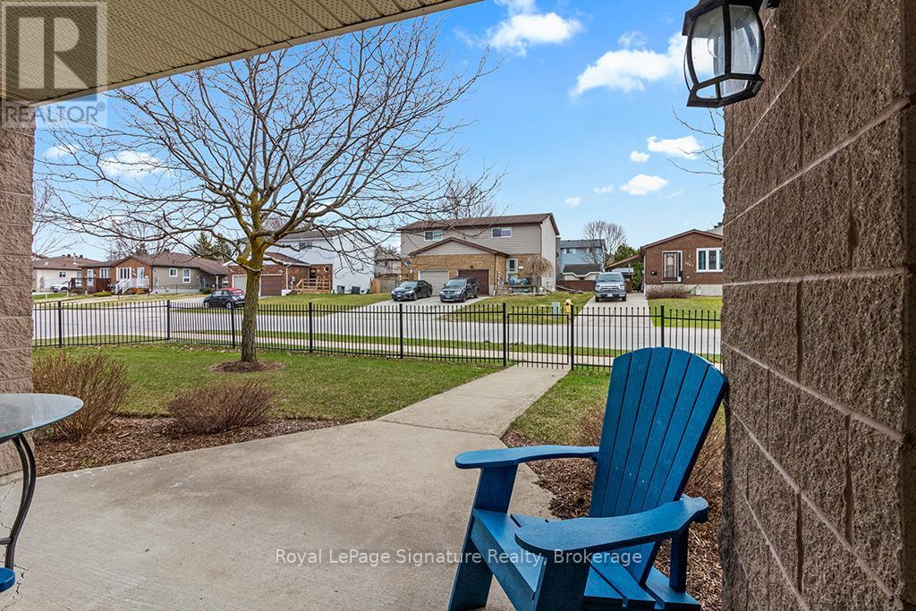 












106 - 1550 12TH AVENUE E

,
Owen Sound,




Ontario
N4K6Z3

