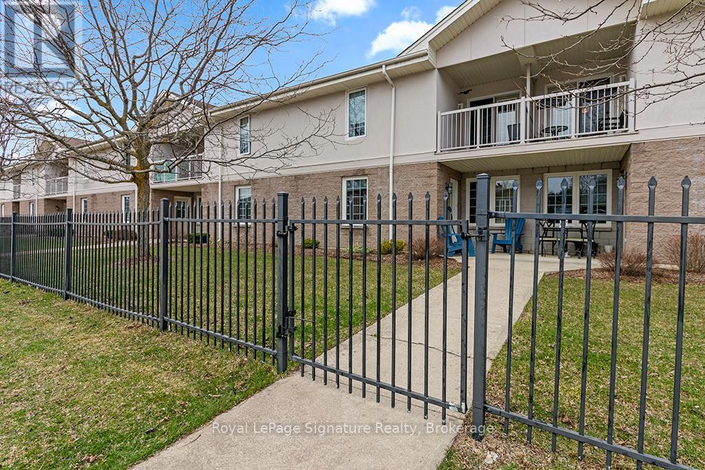 












106 - 1550 12TH AVENUE E

,
Owen Sound,




Ontario
N4K6Z3

