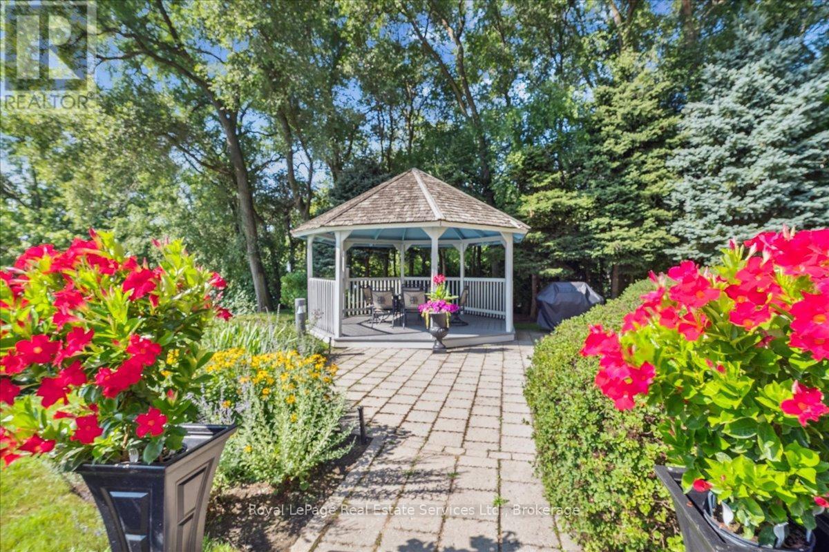 












405 - 5188 LAKESHORE ROAD

,
Burlington (Appleby),




Ontario
L7L6P4

