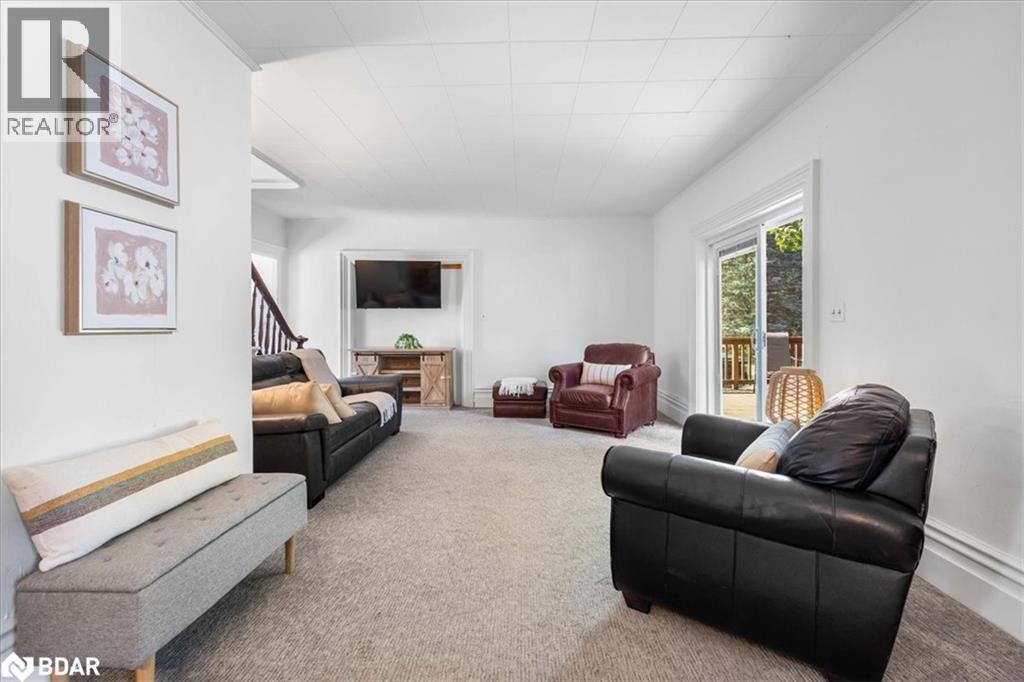 












1436 COUNTY ROAD 15

,
Prince Edward,




Ontario
K0K2T0

