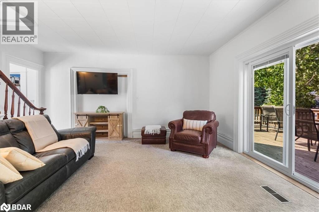 












1436 COUNTY ROAD 15

,
Prince Edward,




Ontario
K0K2T0

