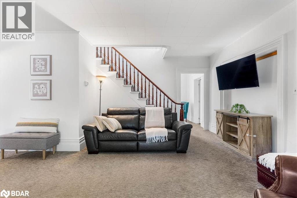 












1436 COUNTY ROAD 15

,
Prince Edward,




Ontario
K0K2T0

