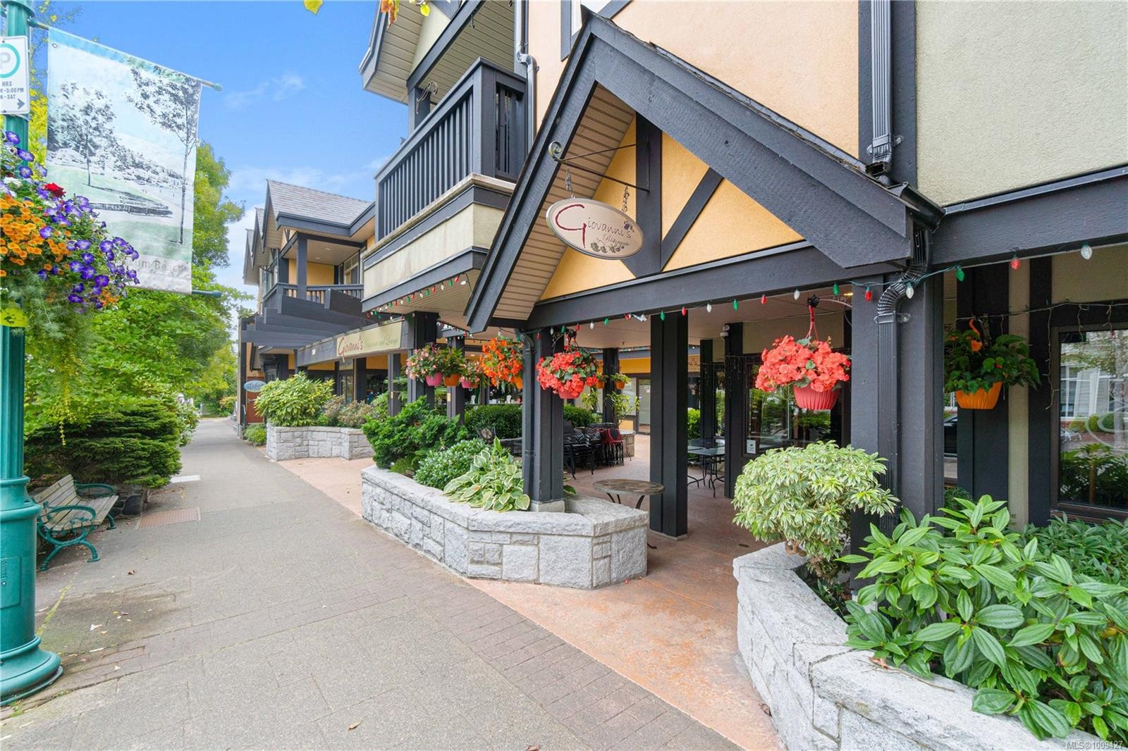 









180


Second

Ave, 2,
Qualicum Beach,




BC
V9K 2T5

