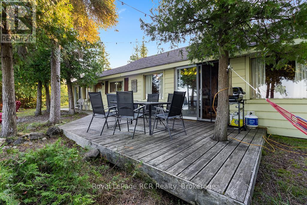 












403 EAGLE ROAD

,
Northern Bruce Peninsula,




Ontario
N0H2R0

