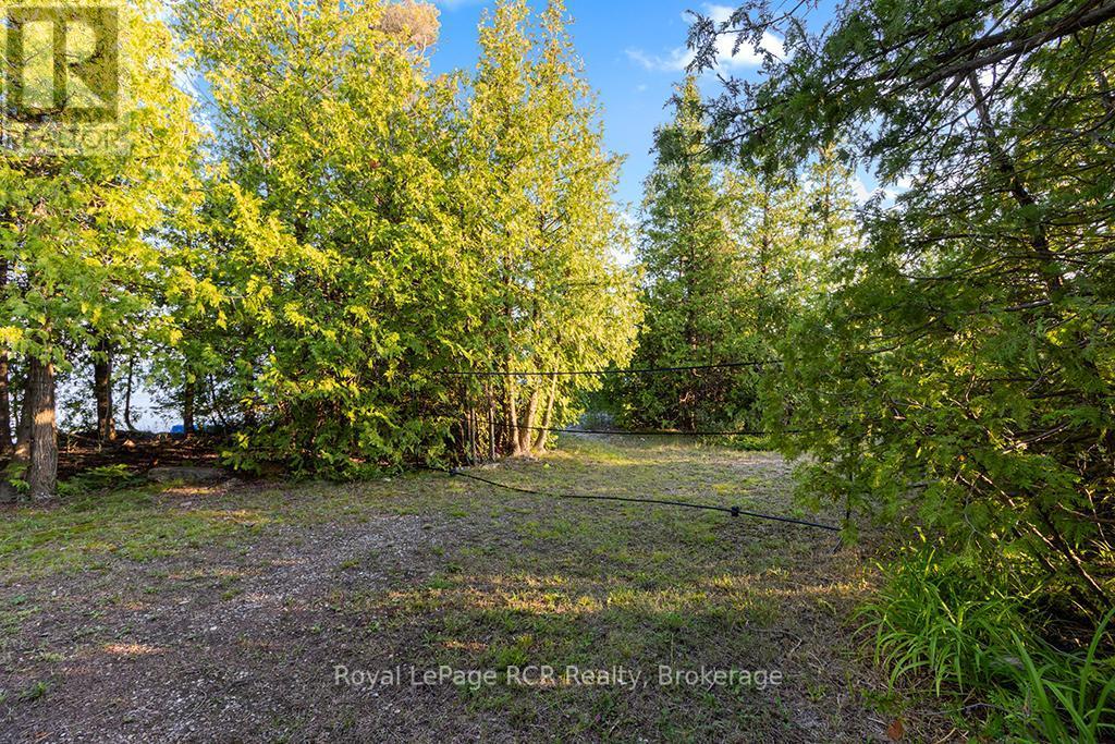 












403 EAGLE ROAD

,
Northern Bruce Peninsula,




Ontario
N0H2R0

