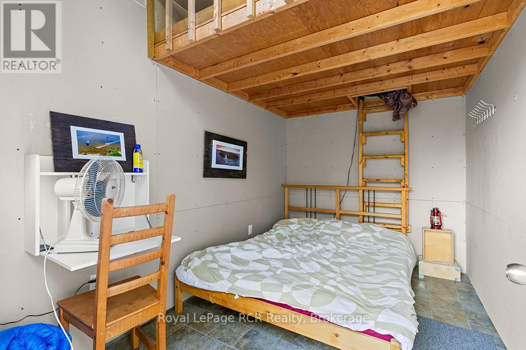 












403 EAGLE ROAD

,
Northern Bruce Peninsula,




Ontario
N0H2R0

