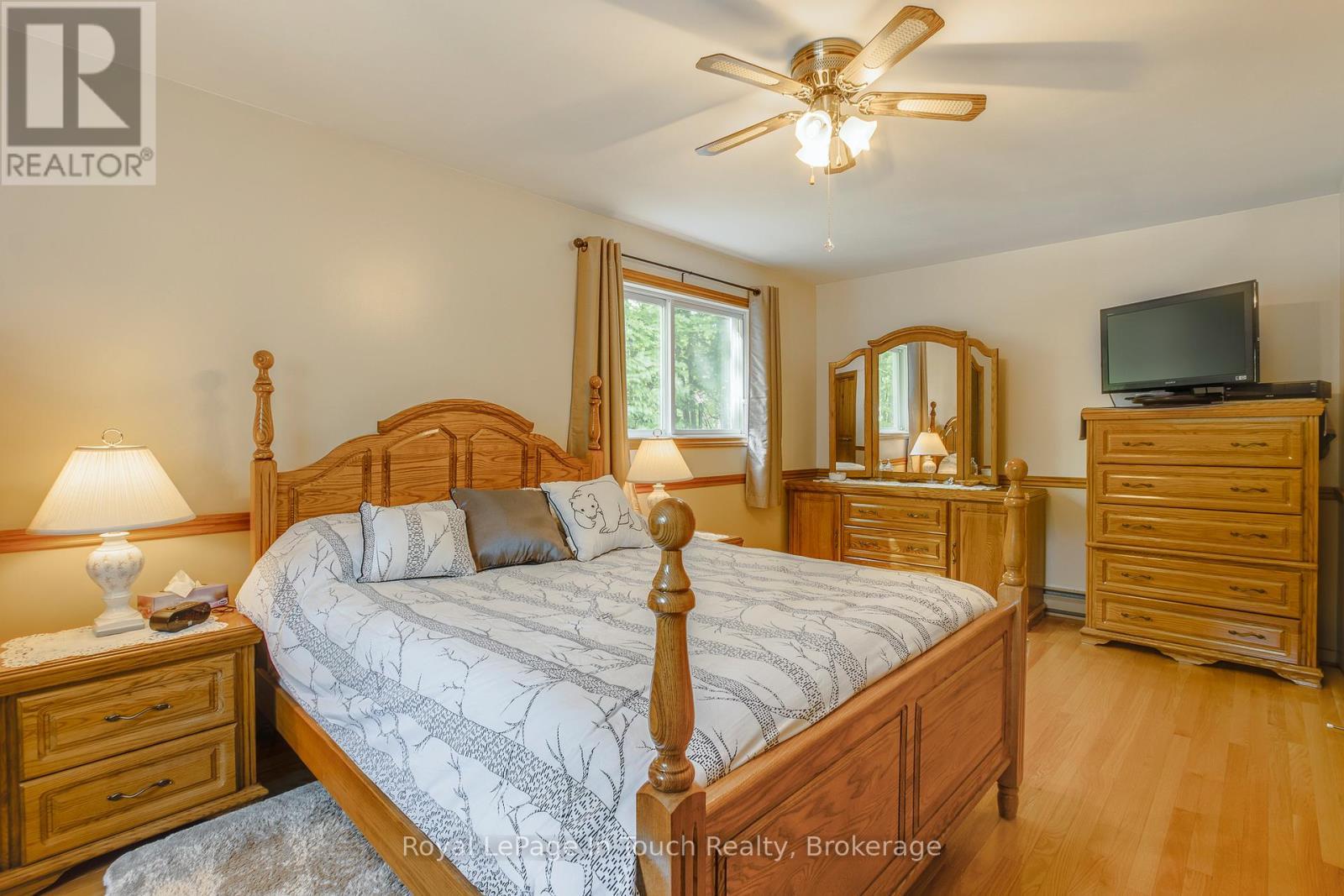 












682 CONCESSION 15 ROAD W

,
Tiny,




Ontario
L9M0H7

