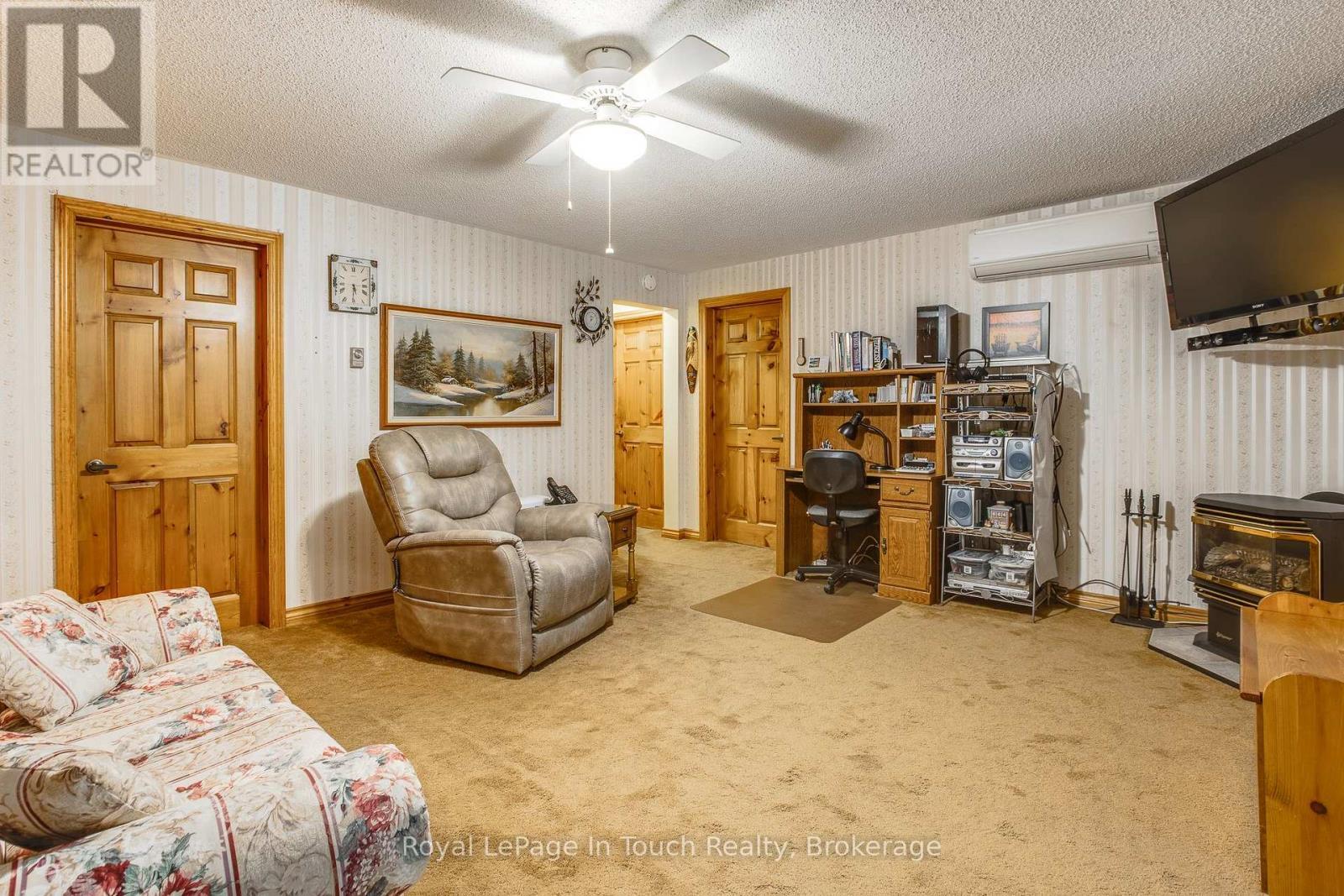 












682 CONCESSION 15 ROAD W

,
Tiny,




Ontario
L9M0H7

