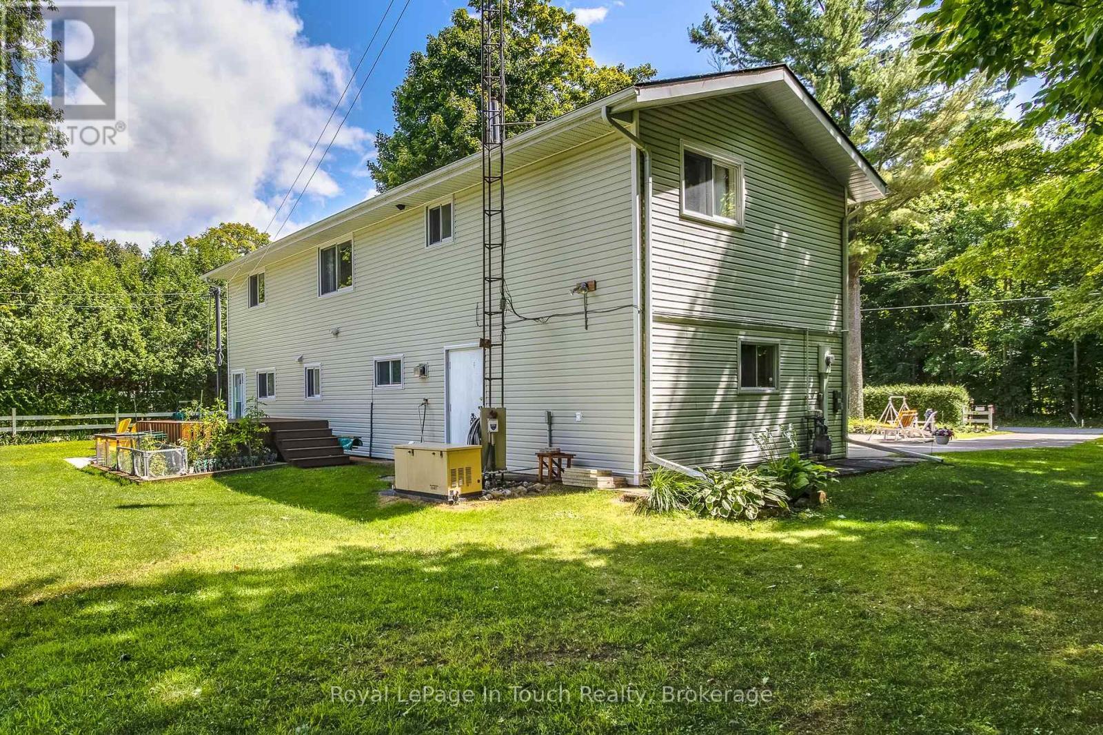 












682 CONCESSION 15 ROAD W

,
Tiny,




Ontario
L9M0H7


