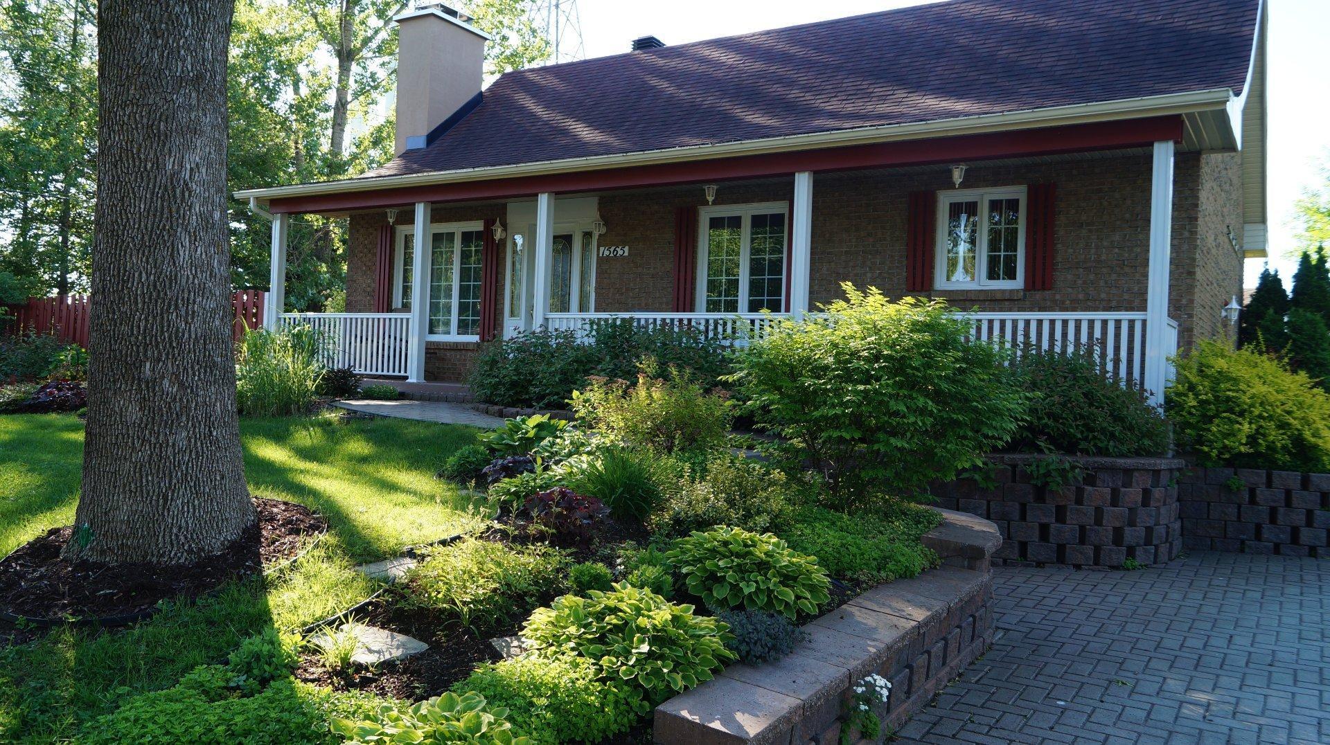 









1565


Rue Viel

,
Québec (Les Rivières),




QC
G2K1N1

