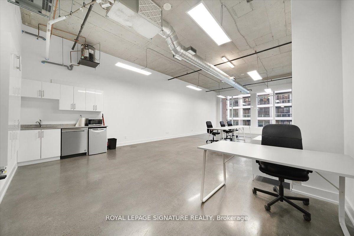 









130


Queens

Quay East, 615,
Toronto,




ON
M5A 0P6

