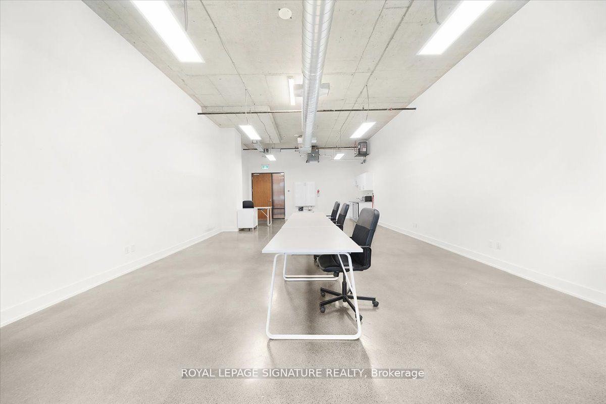 









130


Queens

Quay East, 615,
Toronto,




ON
M5A 0P6

