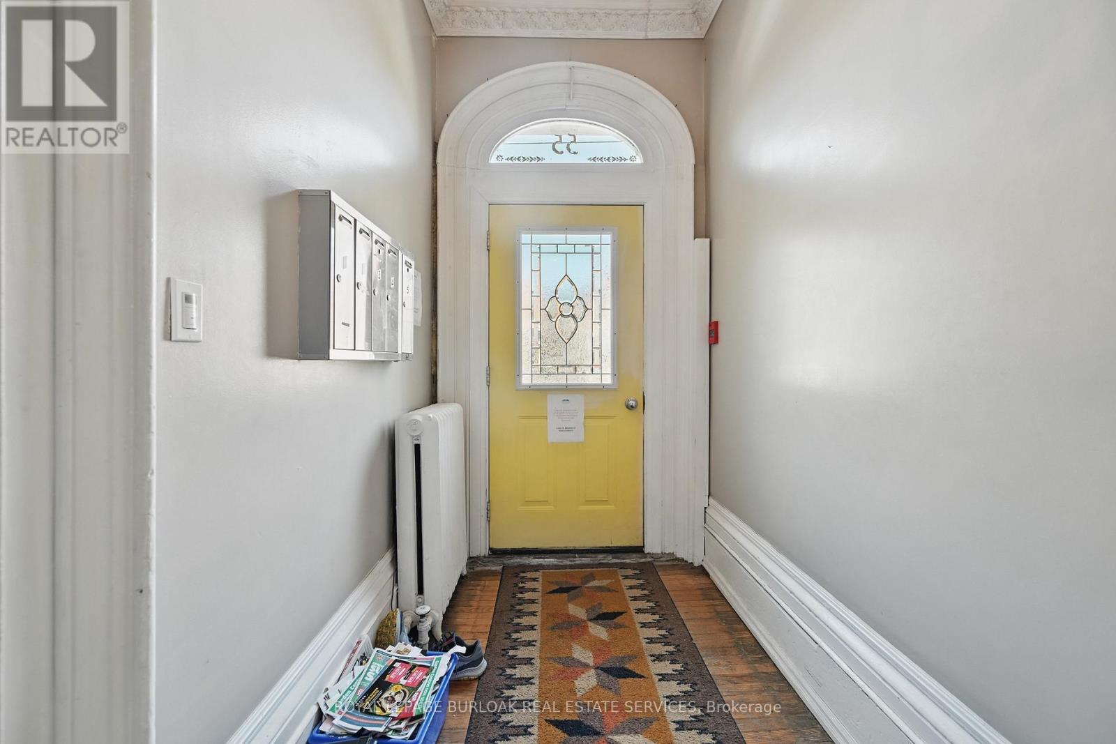 












55 BARTON STREET W

,
Hamilton,




Ontario
L8L1A3

