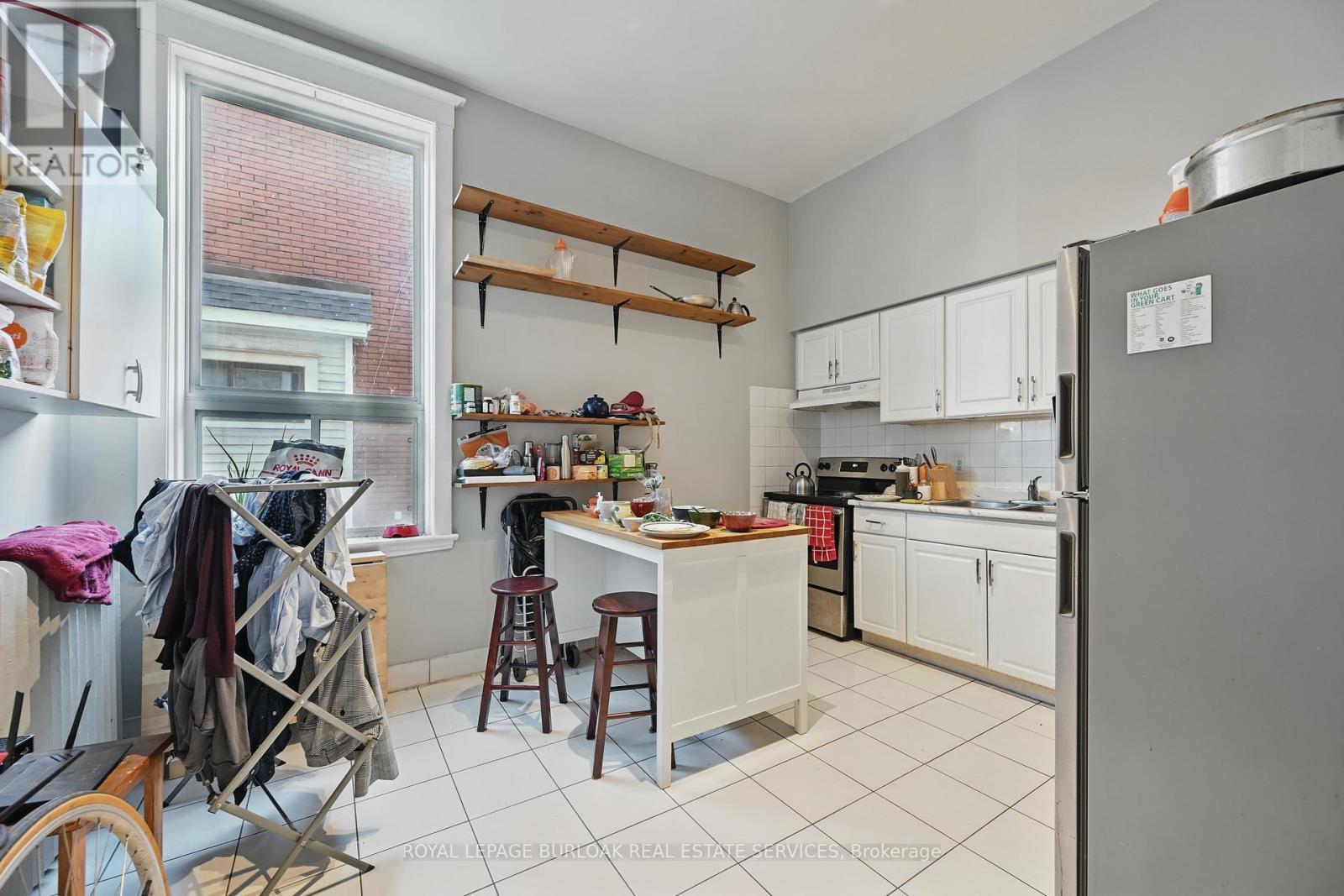 












55 BARTON STREET W

,
Hamilton,




Ontario
L8L1A3

