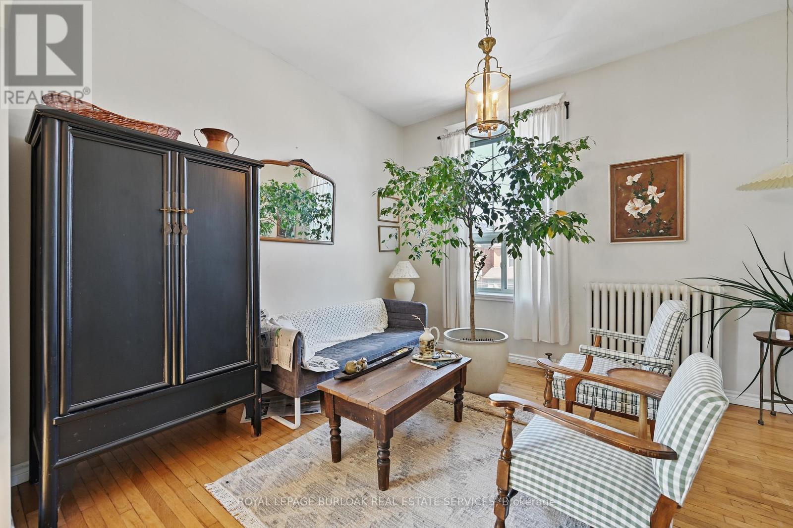 












55 BARTON STREET W

,
Hamilton,




Ontario
L8L1A3

