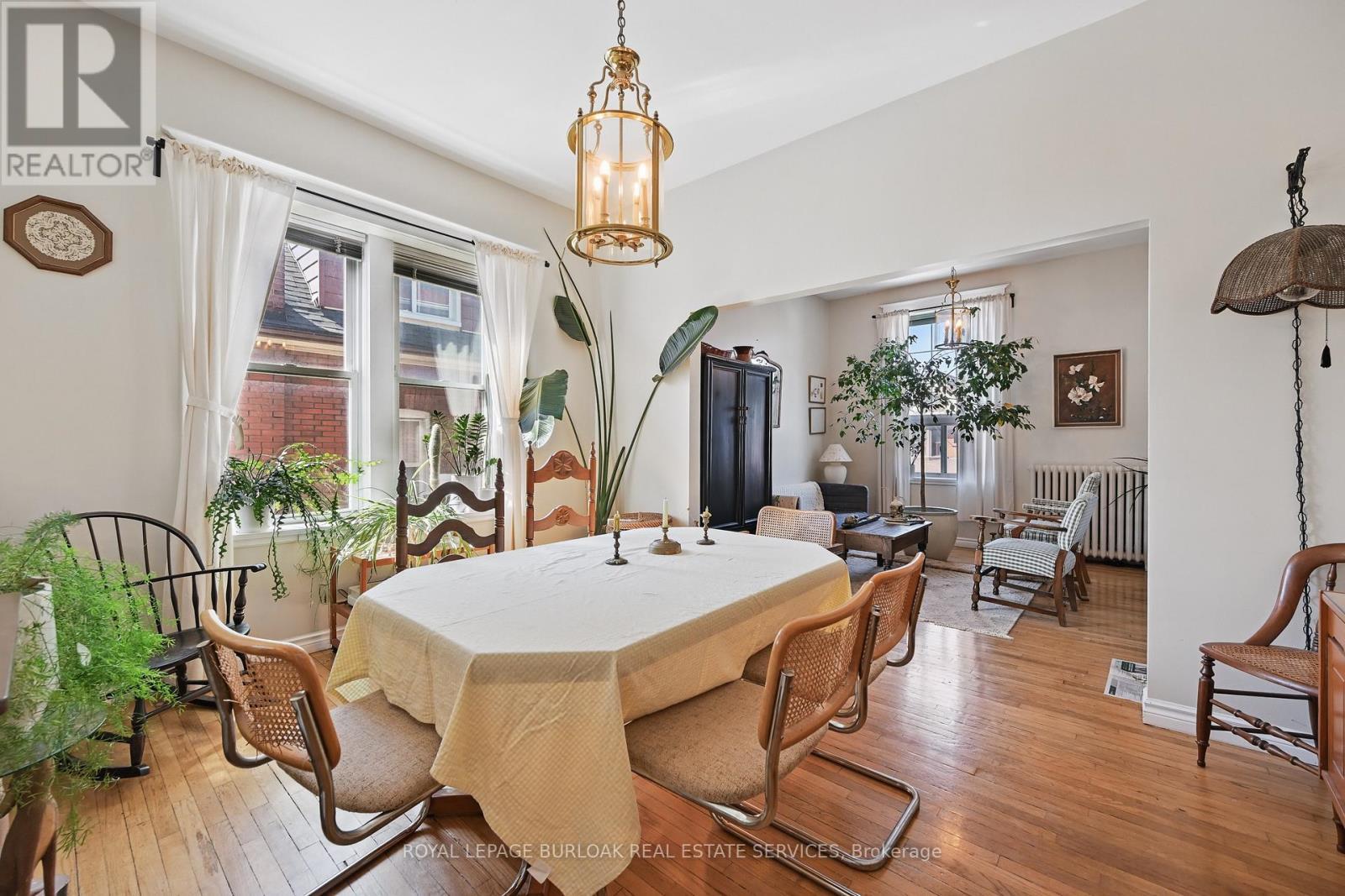 












55 BARTON STREET W

,
Hamilton,




Ontario
L8L1A3

