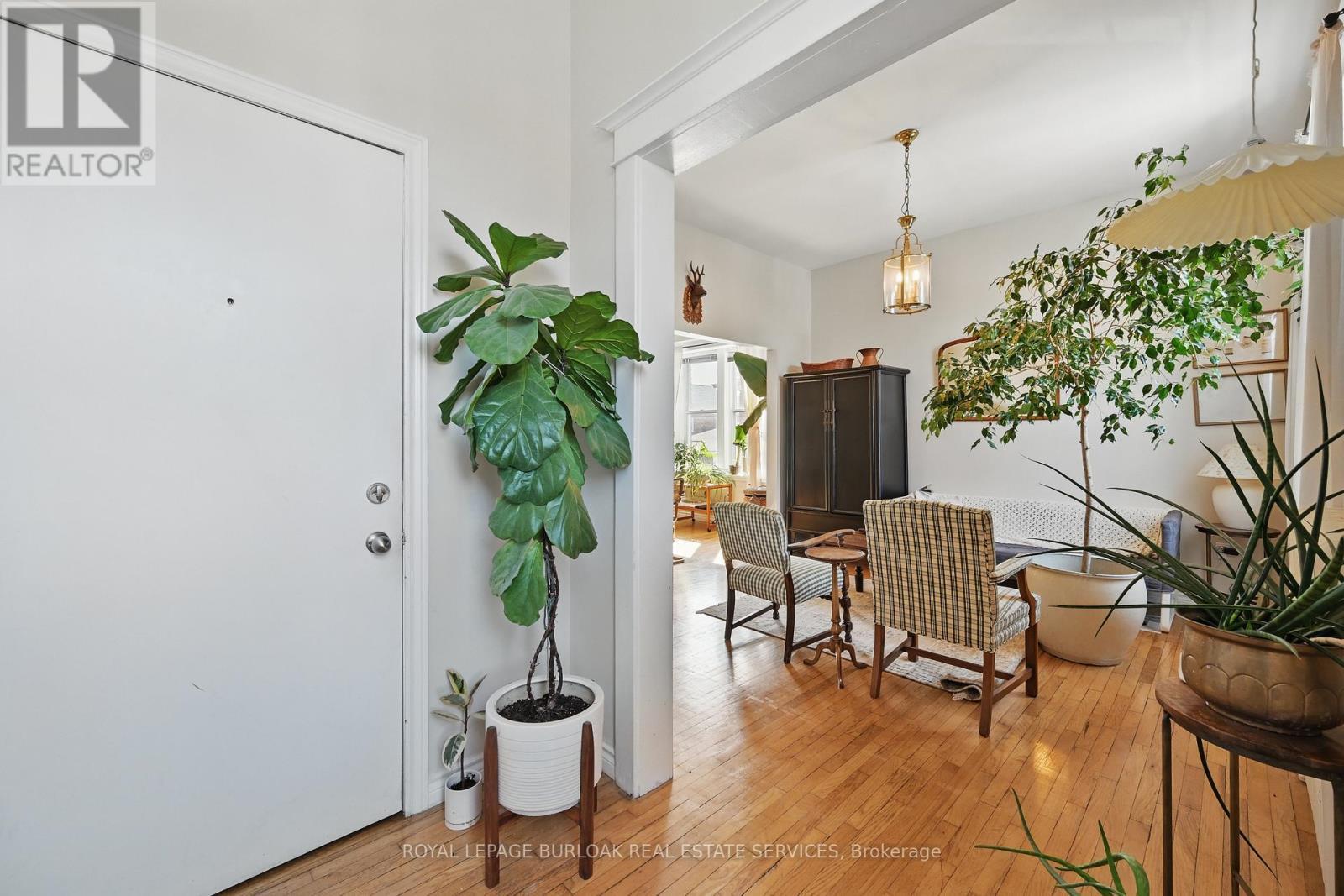 












55 BARTON STREET W

,
Hamilton,




Ontario
L8L1A3

