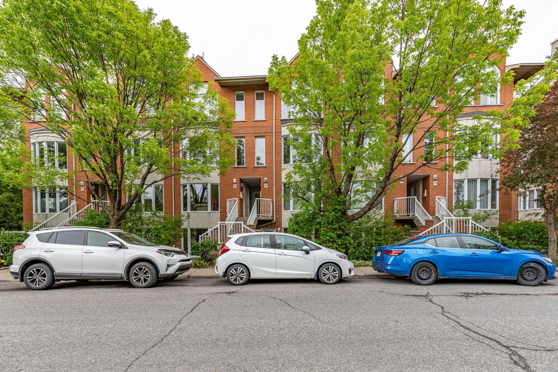 









83


Rue de la Poudrière

,
Montréal (Verdun/Île-des-Soeurs),




QC
H4G3M2

