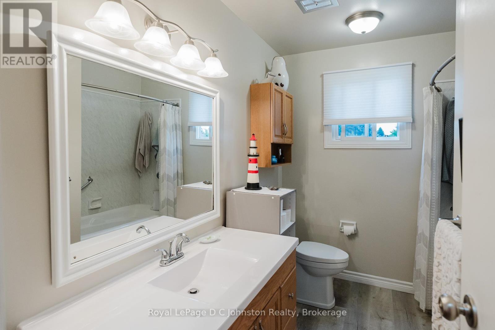 












477 WALES DRIVE

,
Saugeen Shores,




Ontario
N0H2C1

