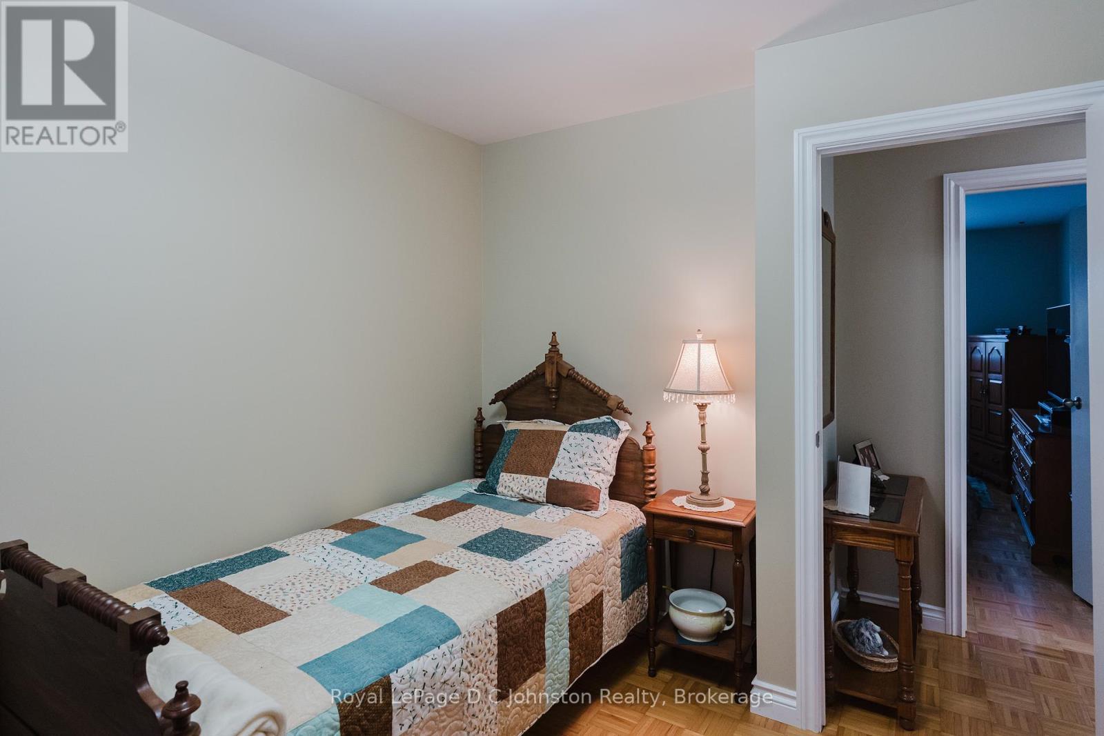 












477 WALES DRIVE

,
Saugeen Shores,




Ontario
N0H2C1

